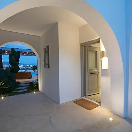 Oneiro 4bdr In Sirocco Villa *