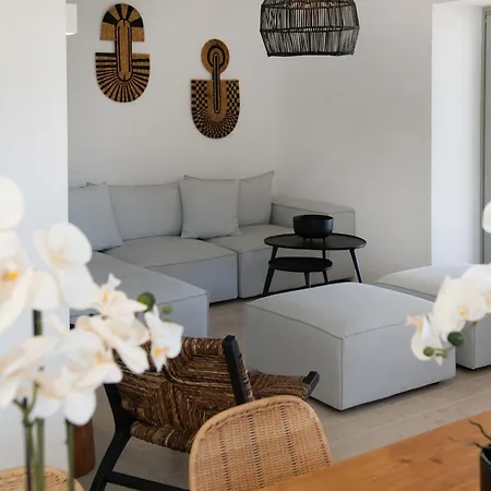 Villa Oneiro 4bdr In Sirocco