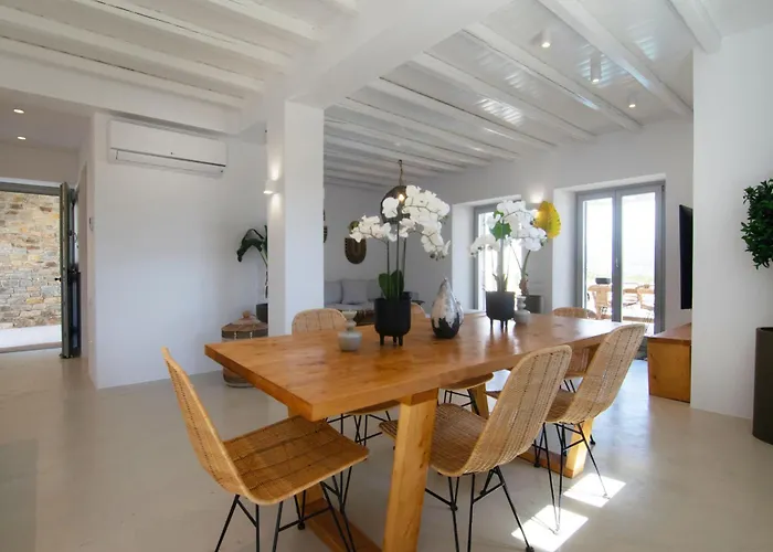 Oneiro 4bdr In Sirocco Βίλα