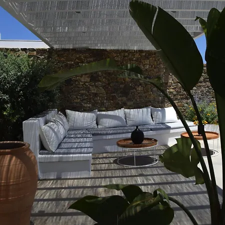 Oneiro 4bdr In Sirocco Villa *